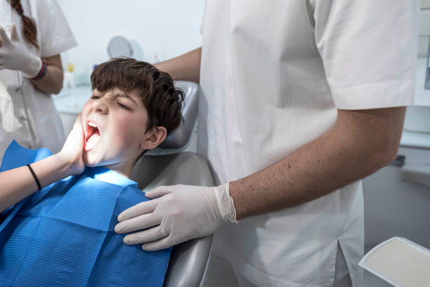 Best Weekend Emergency Dentist in Naples, FL
